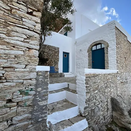Lazaridis House סימי