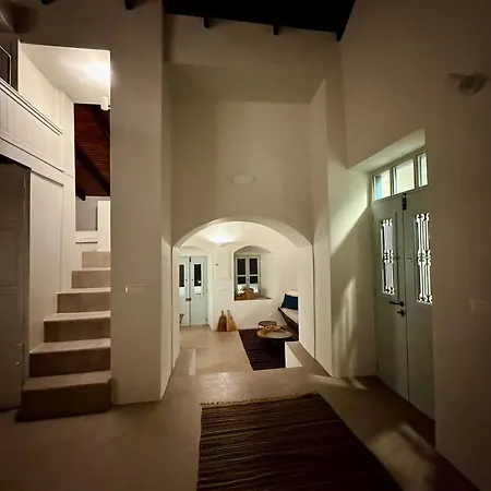 Lazaridis House *