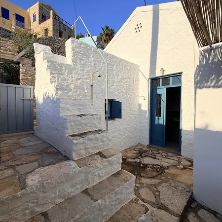 Lazaridis House